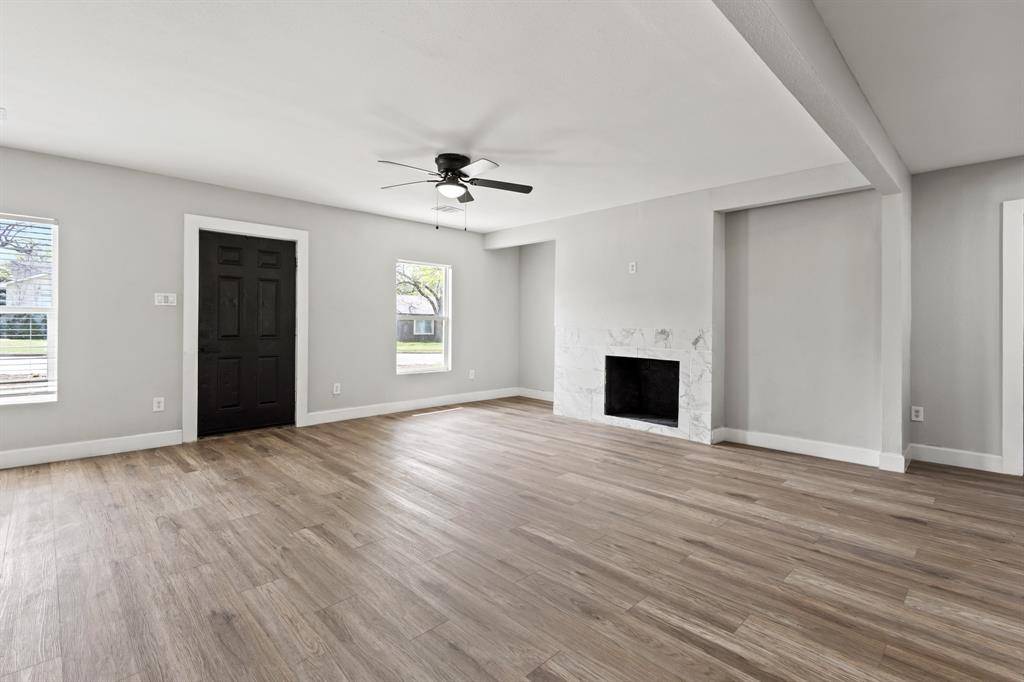 Fort Worth, TX 76119,2333 Glencrest Drive