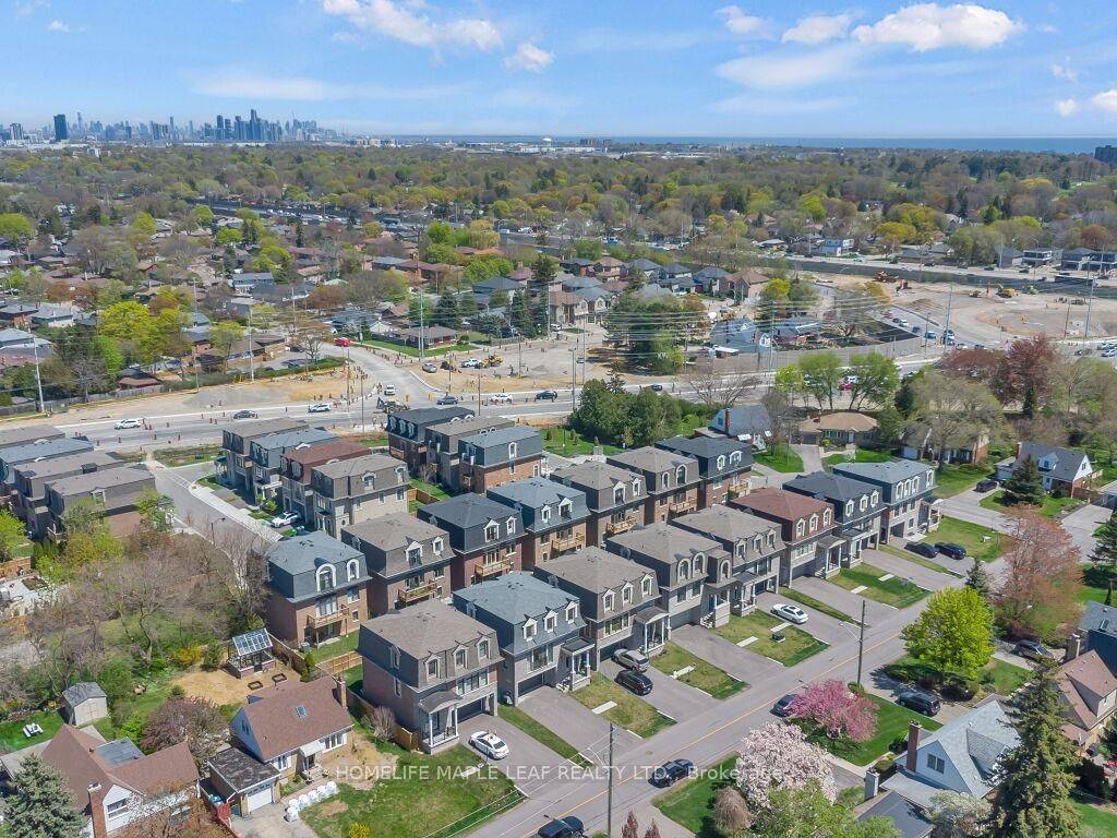 Mississauga, ON L4Y 1V5,2115 Primate RD