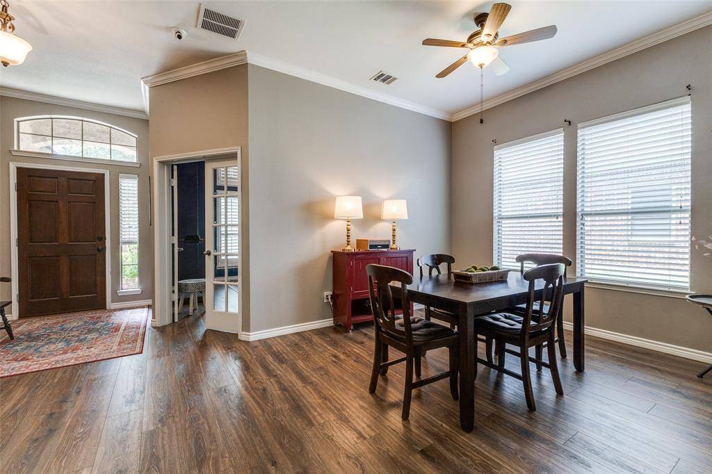 Dallas, TX 75227,7058 Belteau Lane
