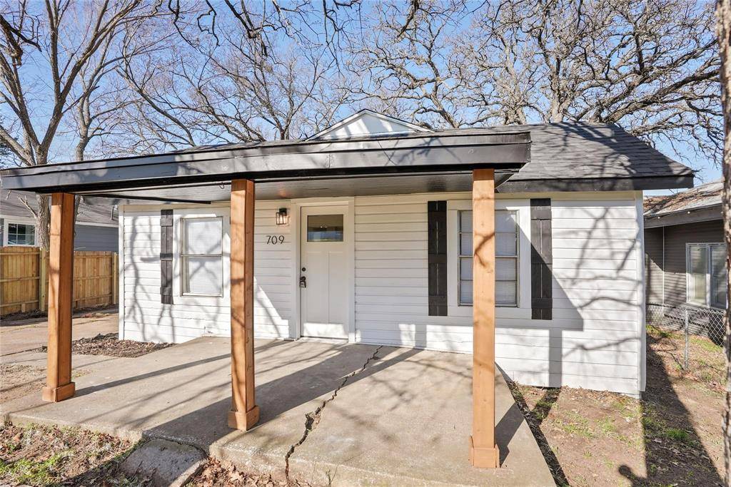 Denison, TX 75021,709 E Gandy Street
