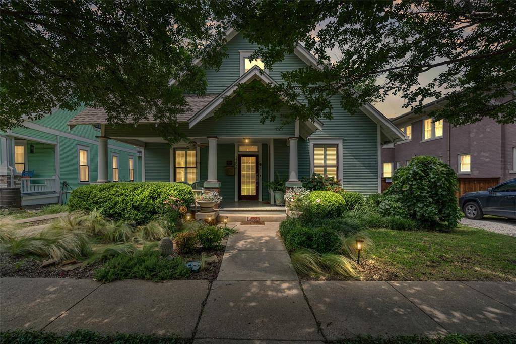 Fort Worth, TX 76110,2206 College Avenue
