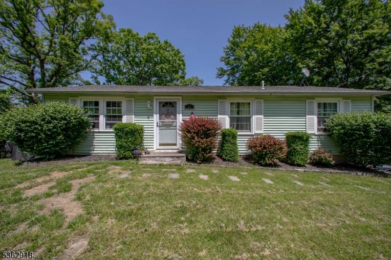 Wantage Twp., NJ 07461,31 Bergen Ave