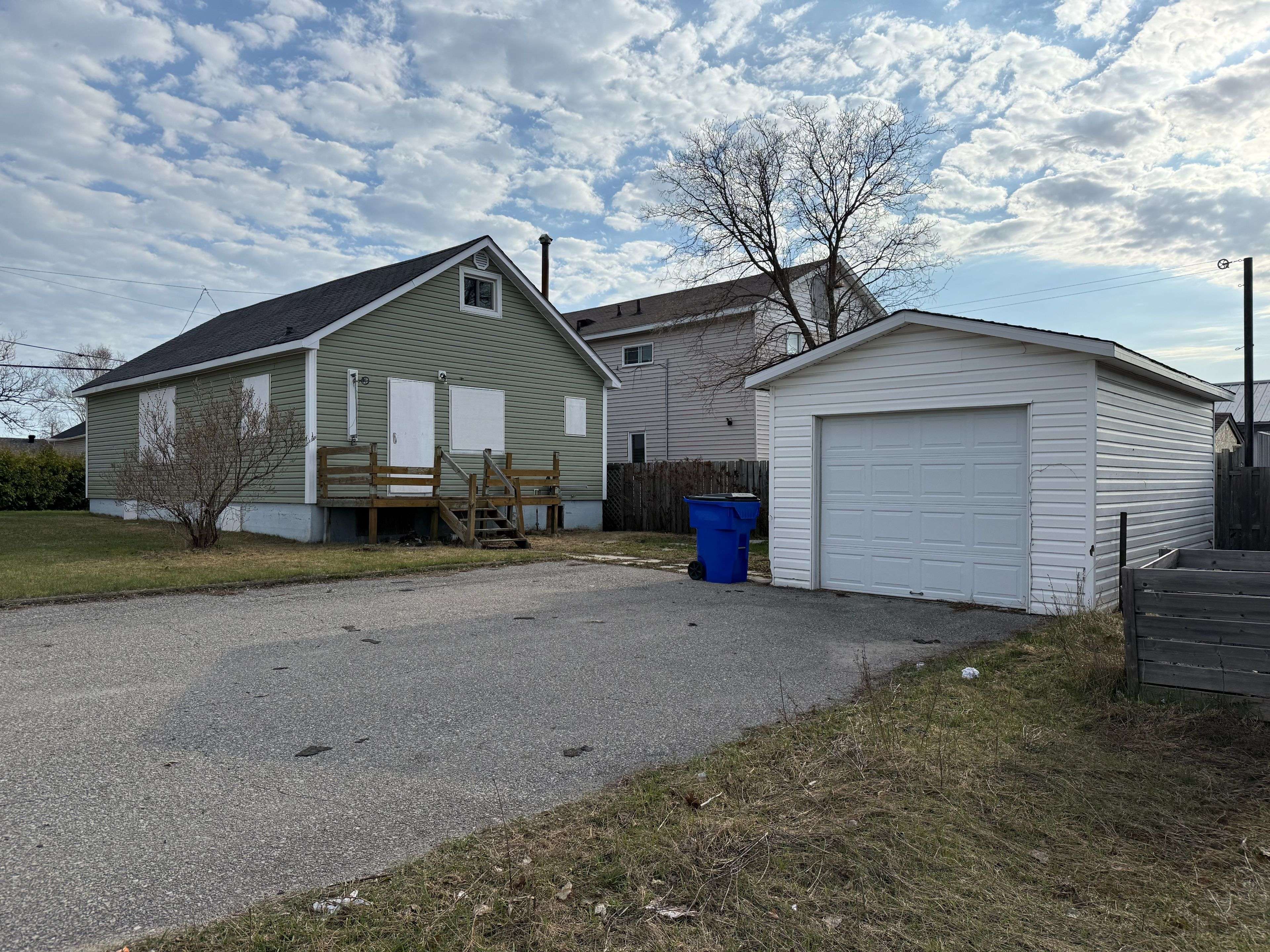 Timmins, ON P4N 3C7,86 Way AVE