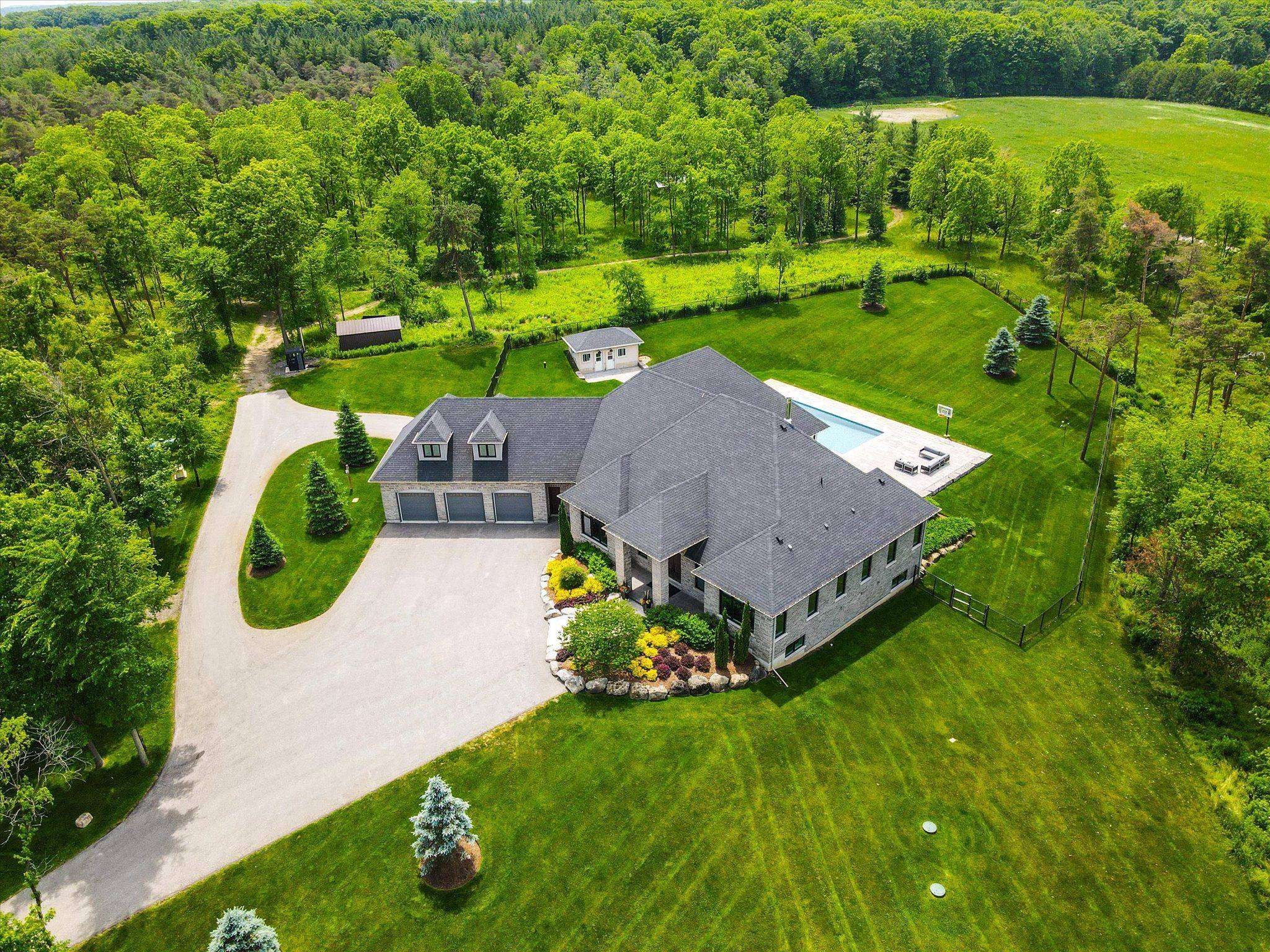 Puslinch, ON N3C 2V4,6815 Wellington Rd 34 N/A
