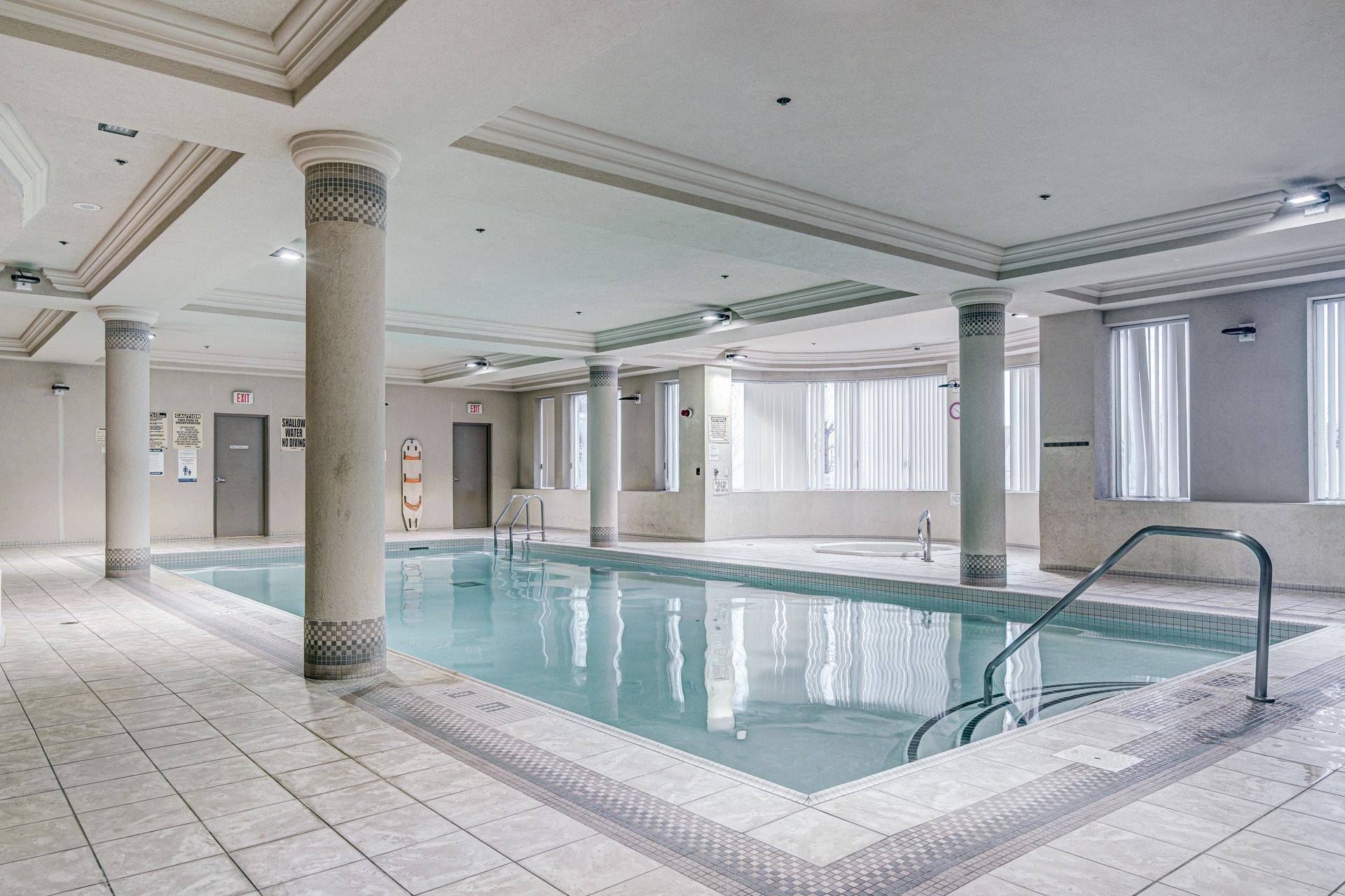 Mississauga, ON L5M 7R8,4879 Kimbermount AVE #PH1