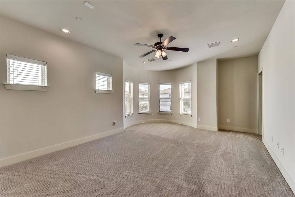 Dallas, TX 75219,4111 Rawlins Street #404