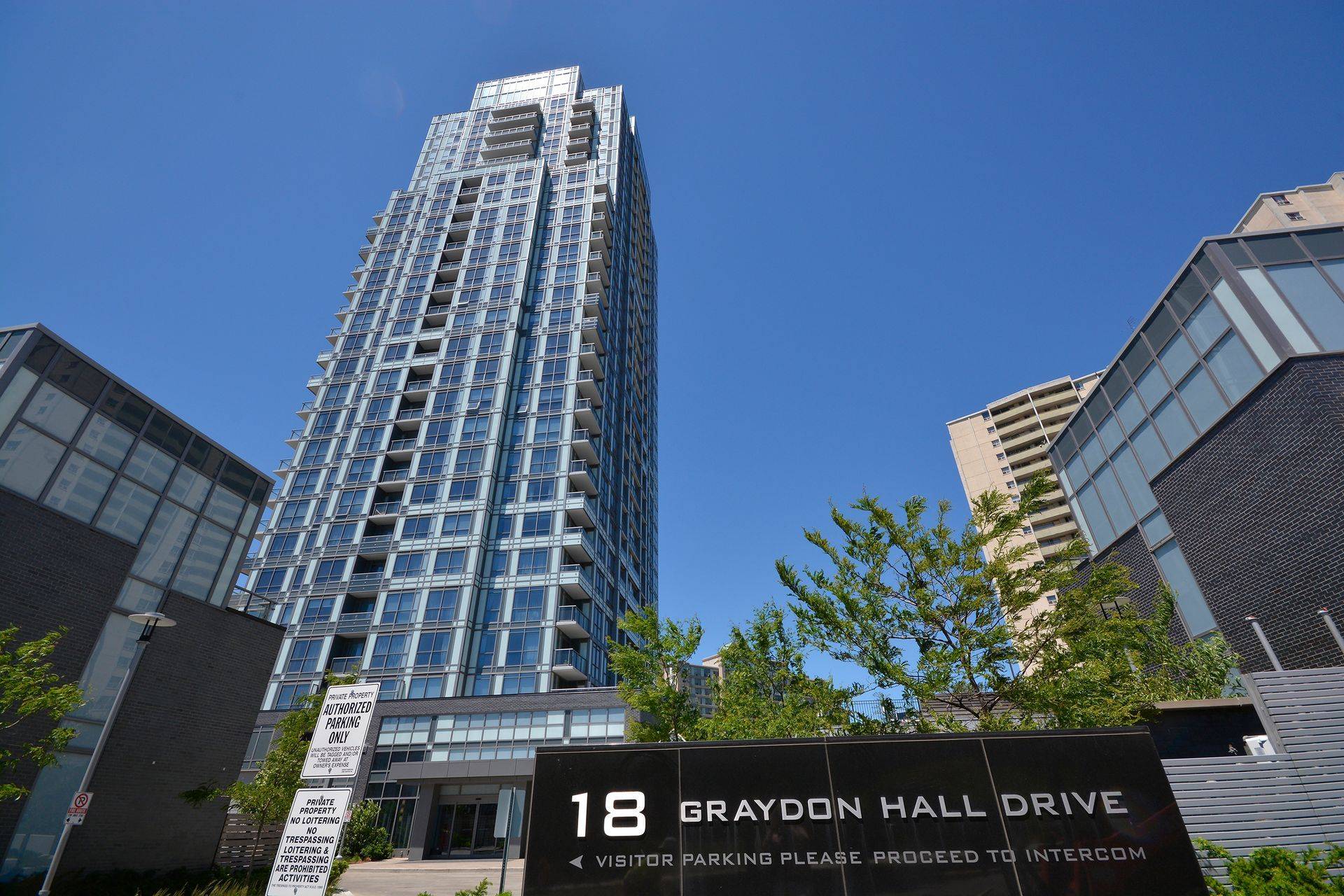 Toronto C13, ON M3A 0A4,18 Graydon Hall DR #2004