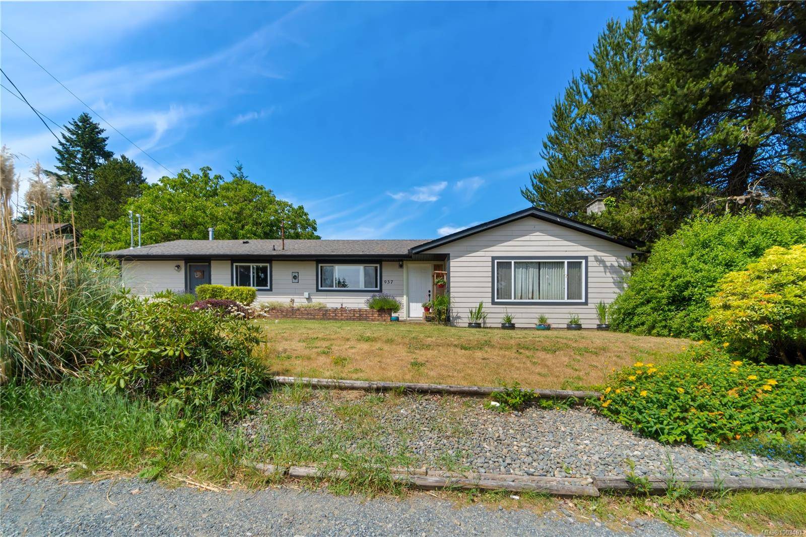 Nanaimo, BC V9R 3T4,937 Howard Ave