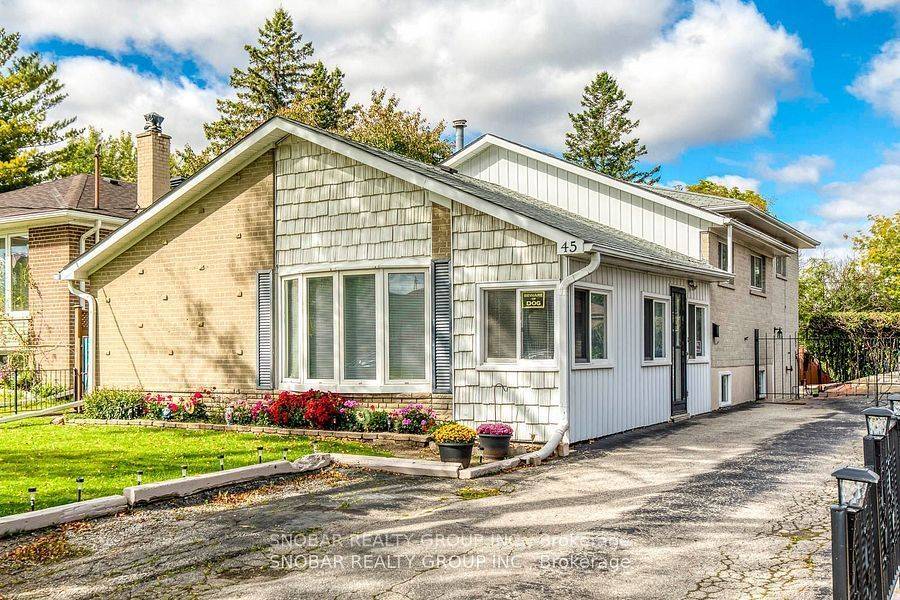 Toronto W10, ON M9V 1X1,45 Taysham CRES