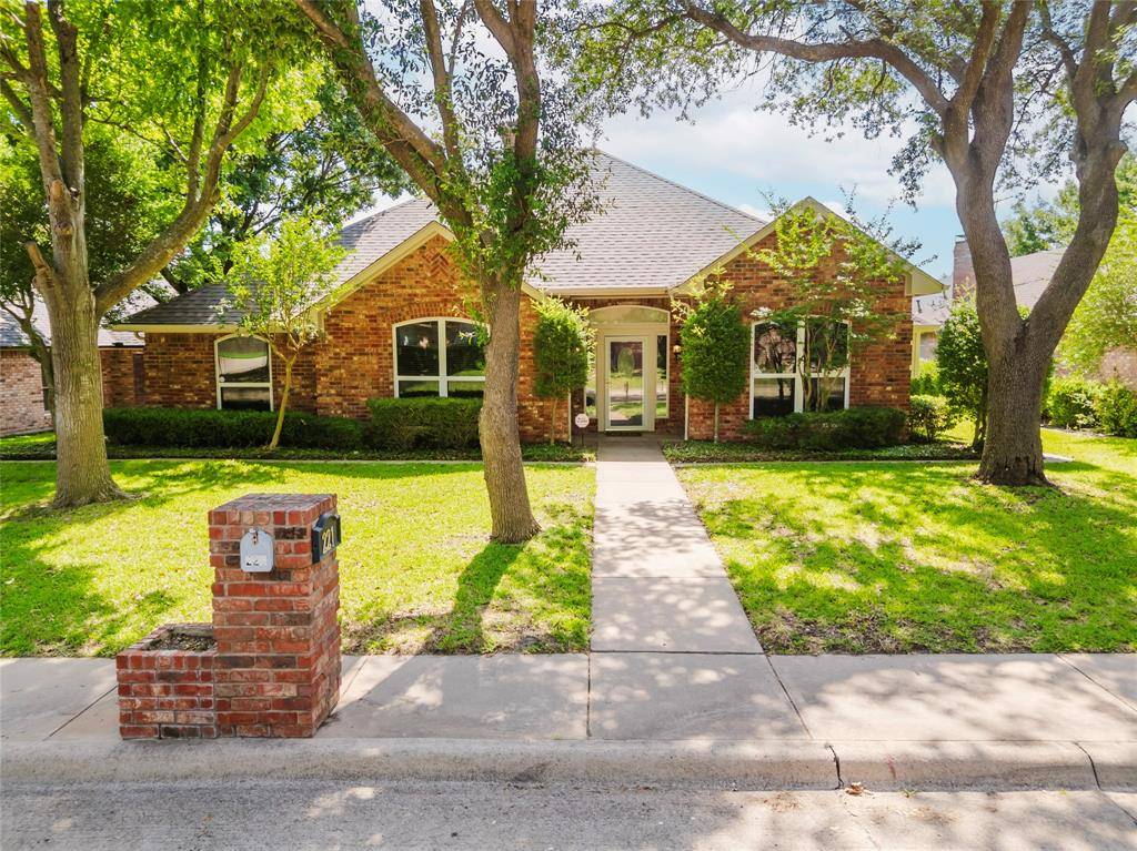 Waxahachie, TX 75165,221 Sioux Drive