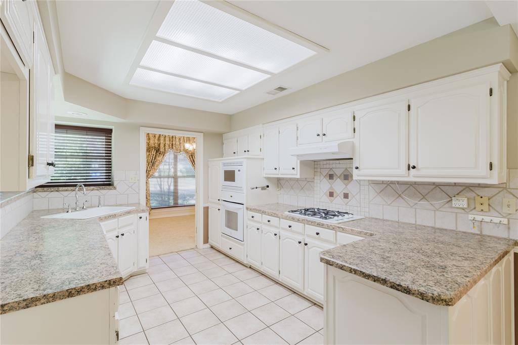 Waxahachie, TX 75165,221 Sioux Drive