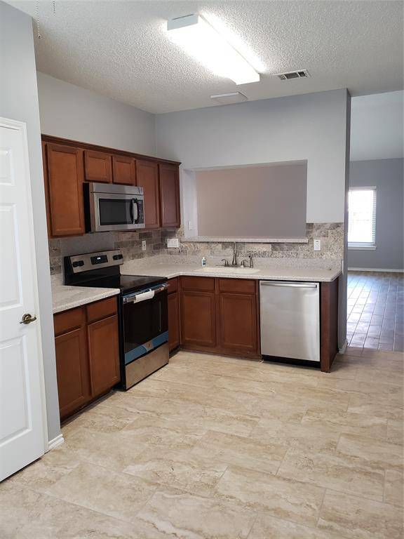 Grand Prairie, TX 75052,3227 Crystal Brook Court