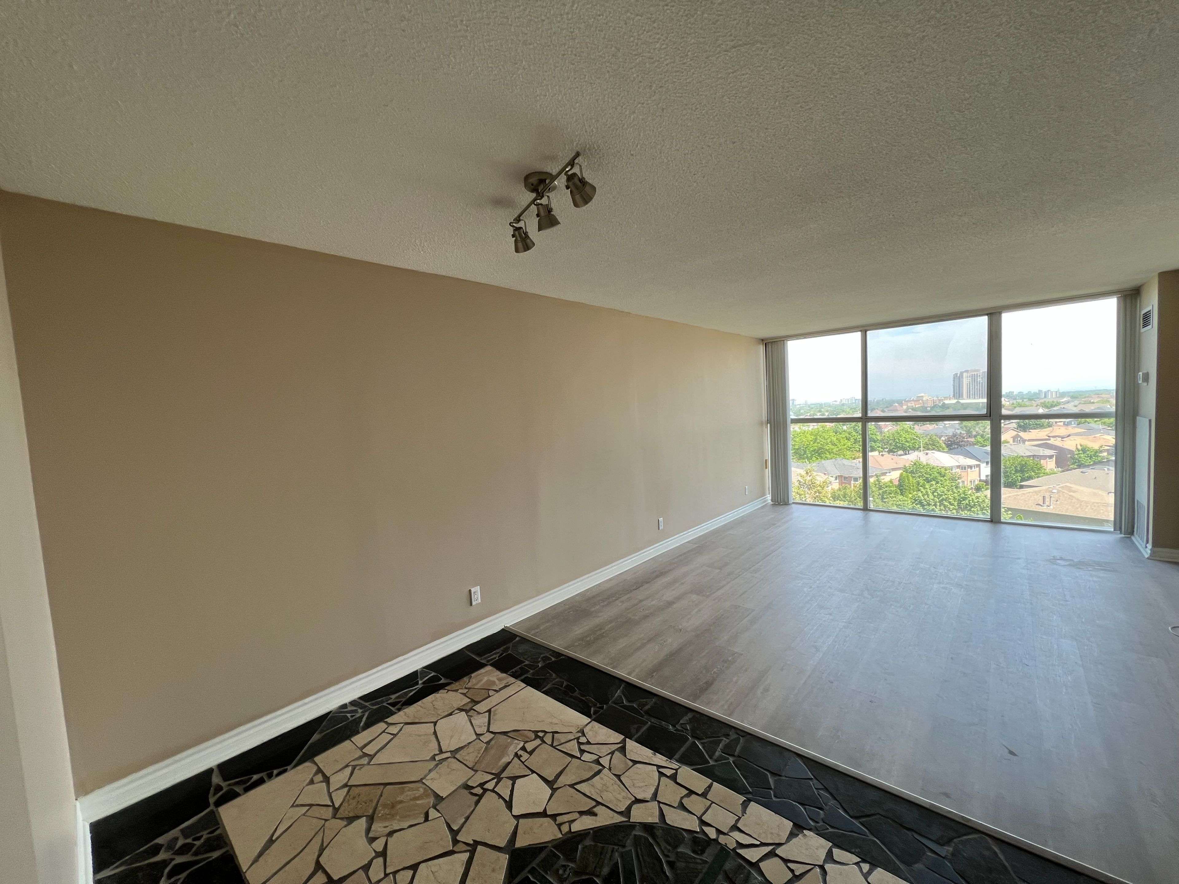 Mississauga, ON L4Z 3L6,35 Trailwood DR #711