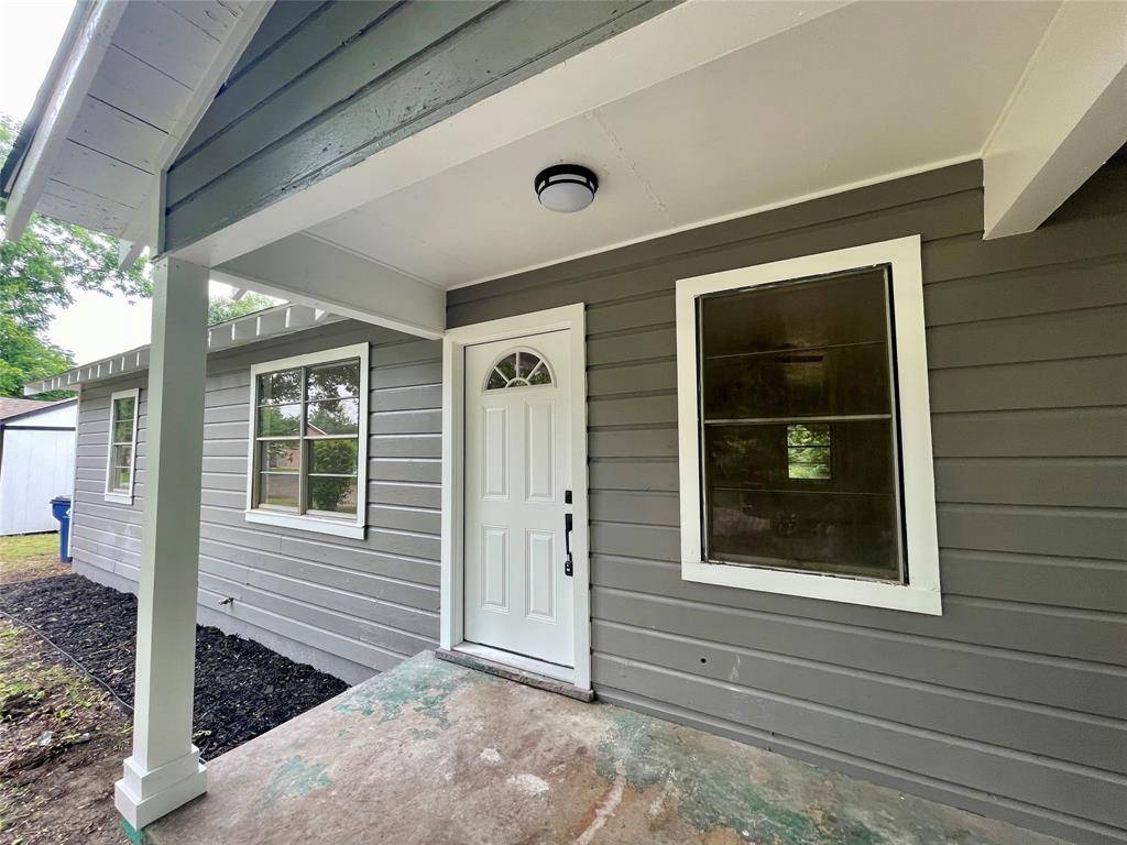 Waxahachie, TX 75165,126 Stephens Street