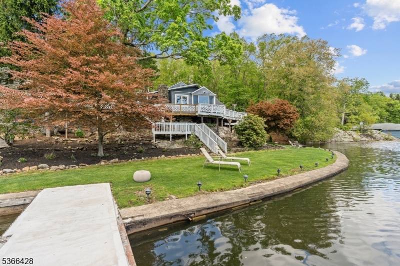 Hopatcong Boro, NJ 07821,229A Squaw Trl