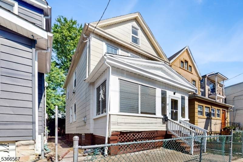Newark City, NJ 07106,117 Norwood St