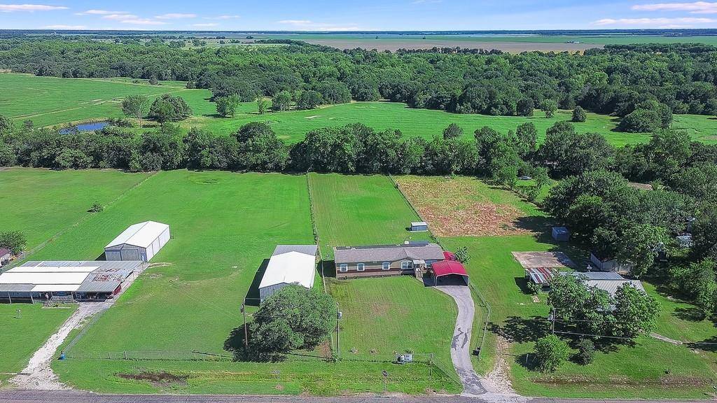 Kerens, TX 75144,11116 E State Highway 31