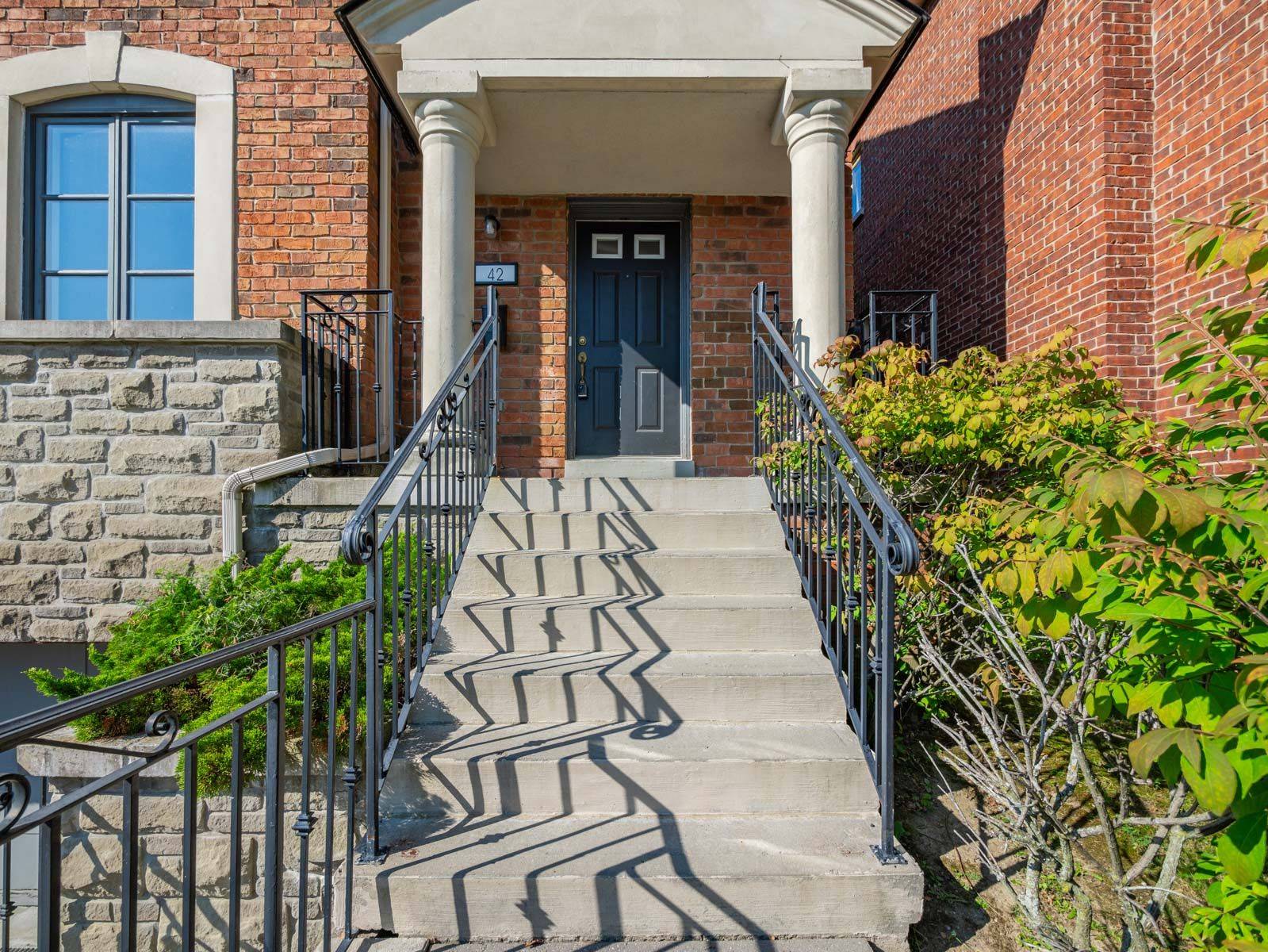 Toronto C11, ON M4W 3X5,42 True Davidson DR