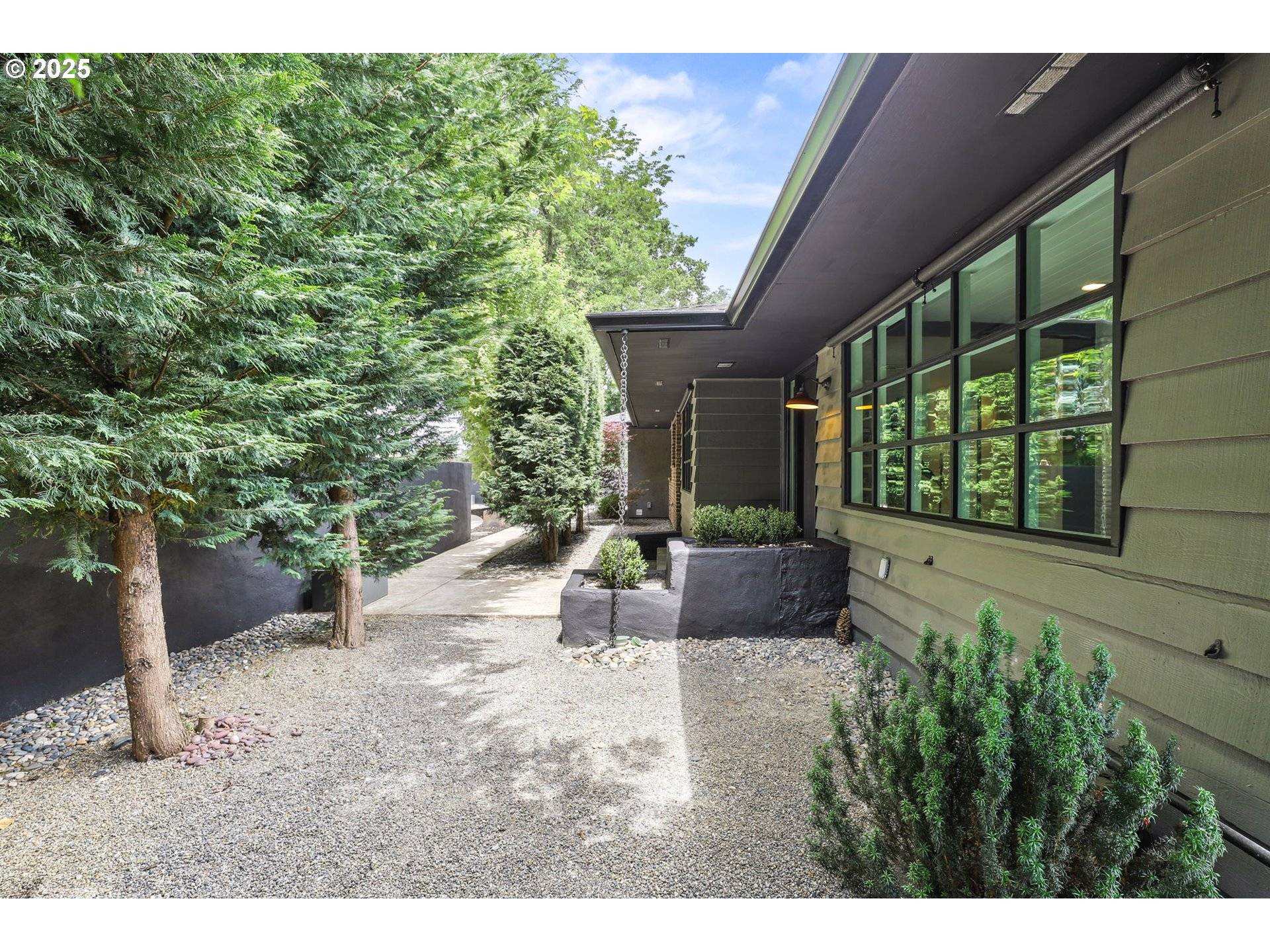 Vancouver, WA 98663,5809 NW PERTHSHIRE RD
