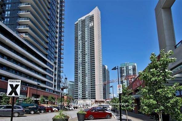 Toronto W06, ON M8Y 3H8,36 Park Lawn RD #2405