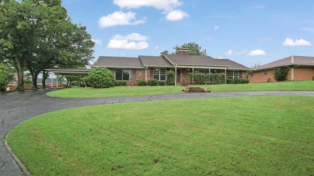 Sherman, TX 75092,2710 W Houston Street