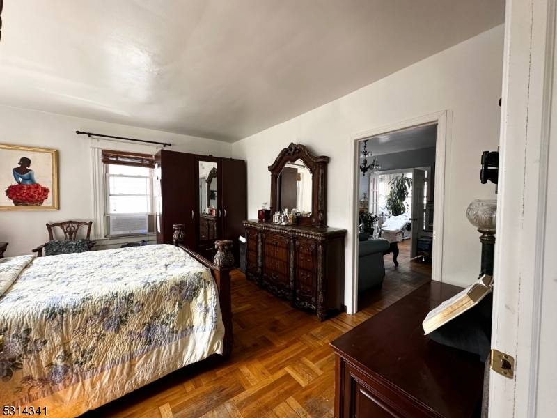 Ridgefield Boro, NJ 07657,919 Marion Pl