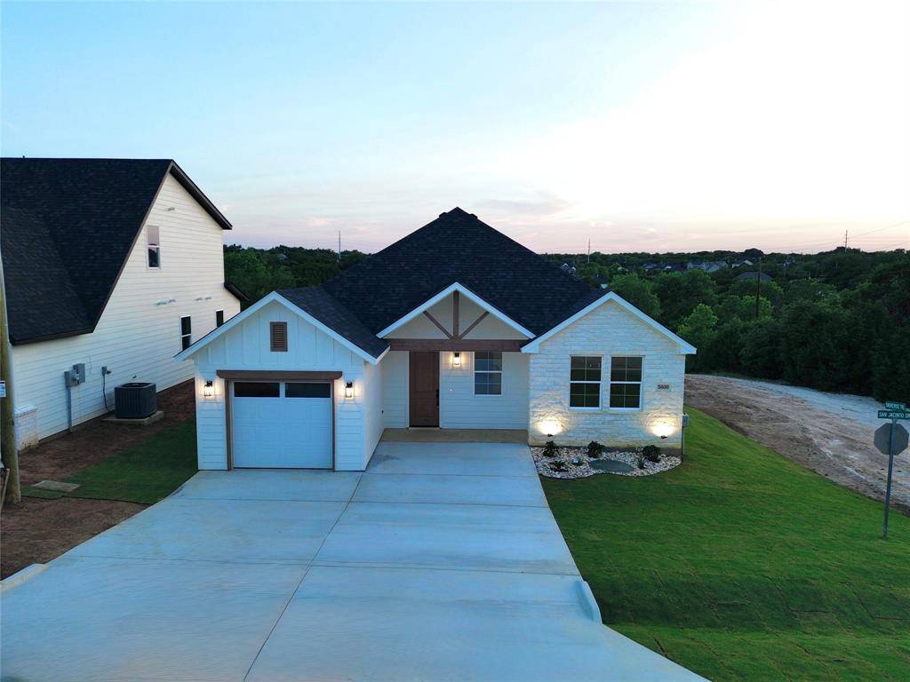 Granbury, TX 76048,5600 San Jacinto Drive
