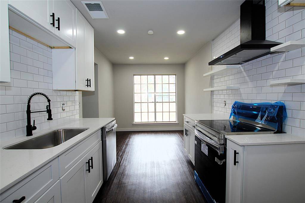 Carrollton, TX 75007,2202 Statler Drive