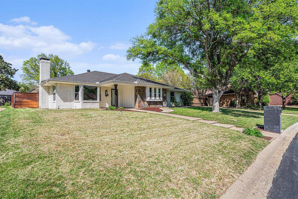 Fort Worth, TX 76179,9112 Westwood Shores Drive