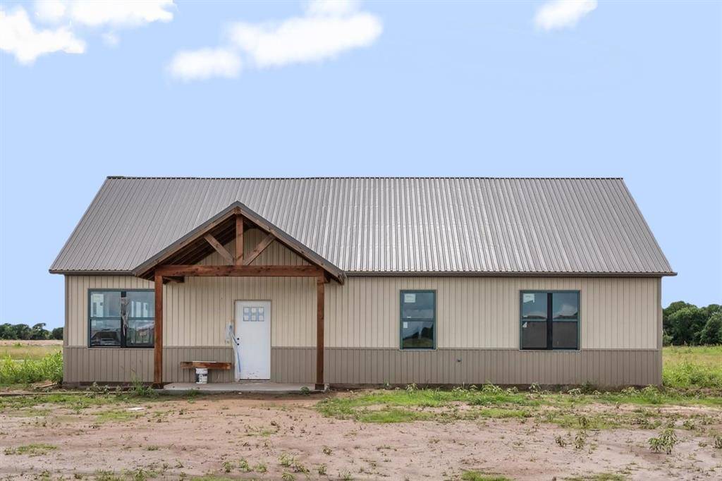 Elm Mott, TX 76640,182 S Baese Road