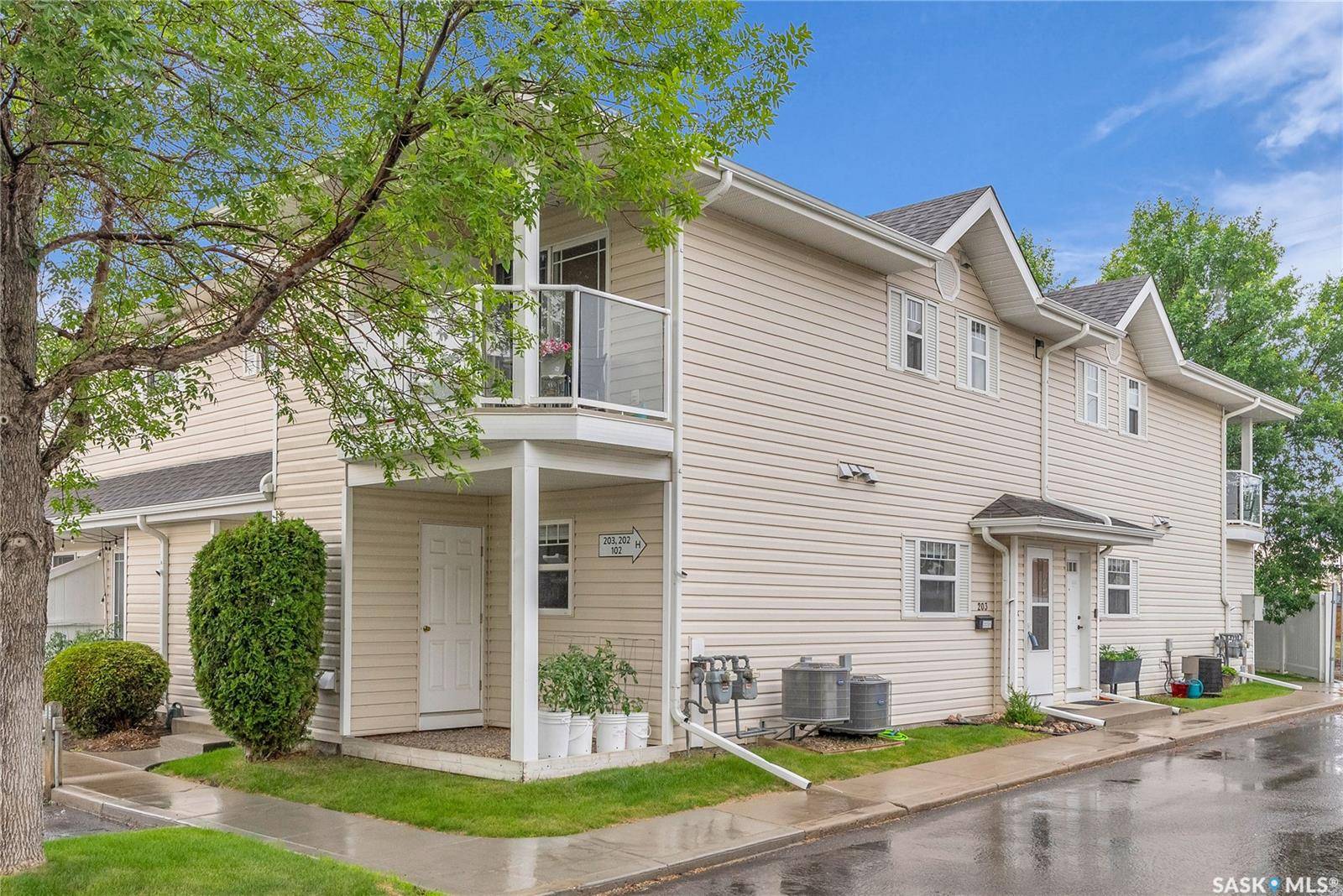 Saskatoon, SK S7N 1N3,141 105th STREET W #203H