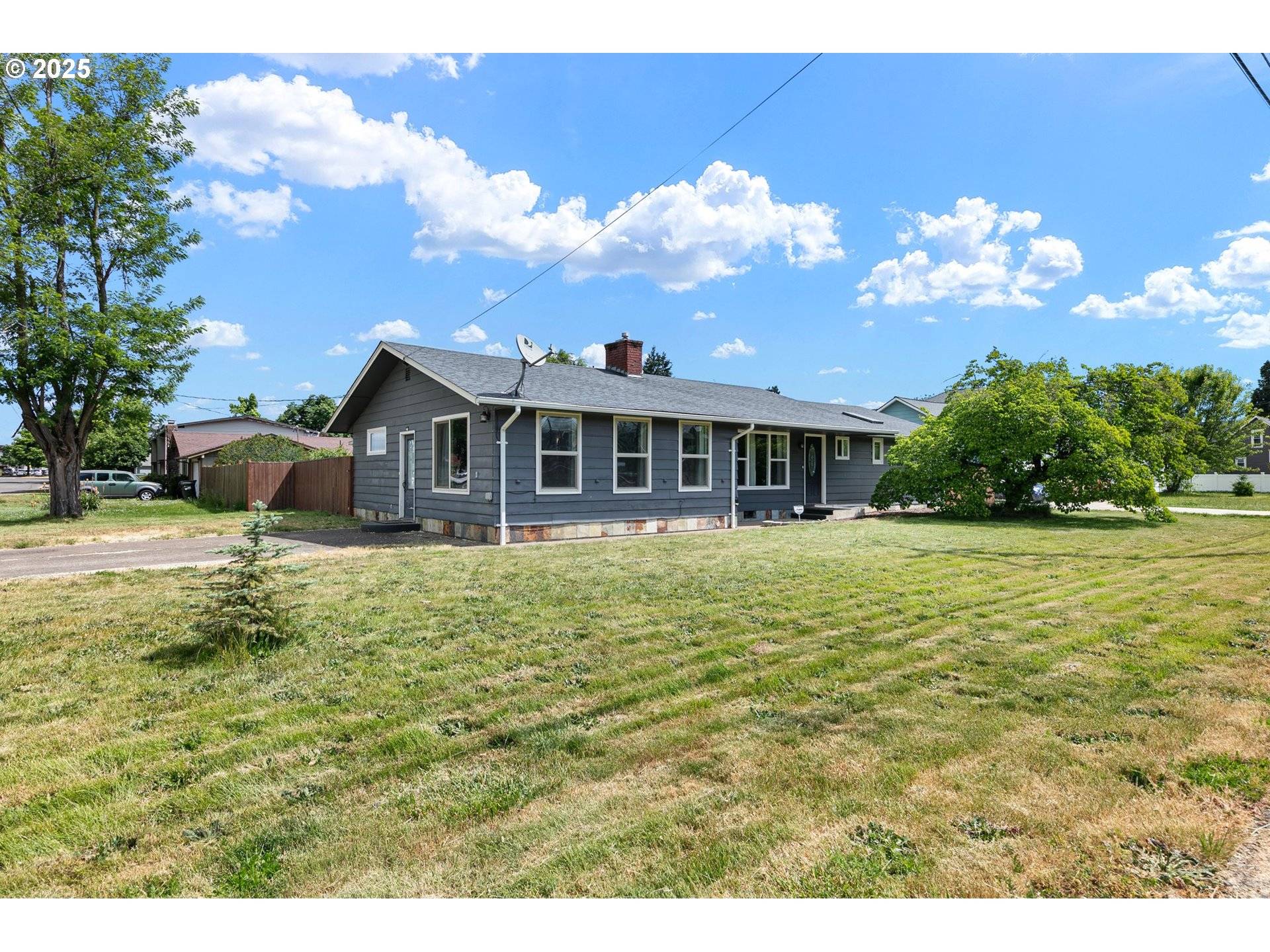 Creswell, OR 97426,770 W OREGON AVE