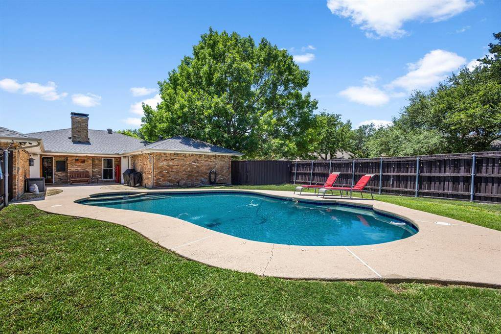 Plano, TX 75075,3213 Kingsbridge Drive