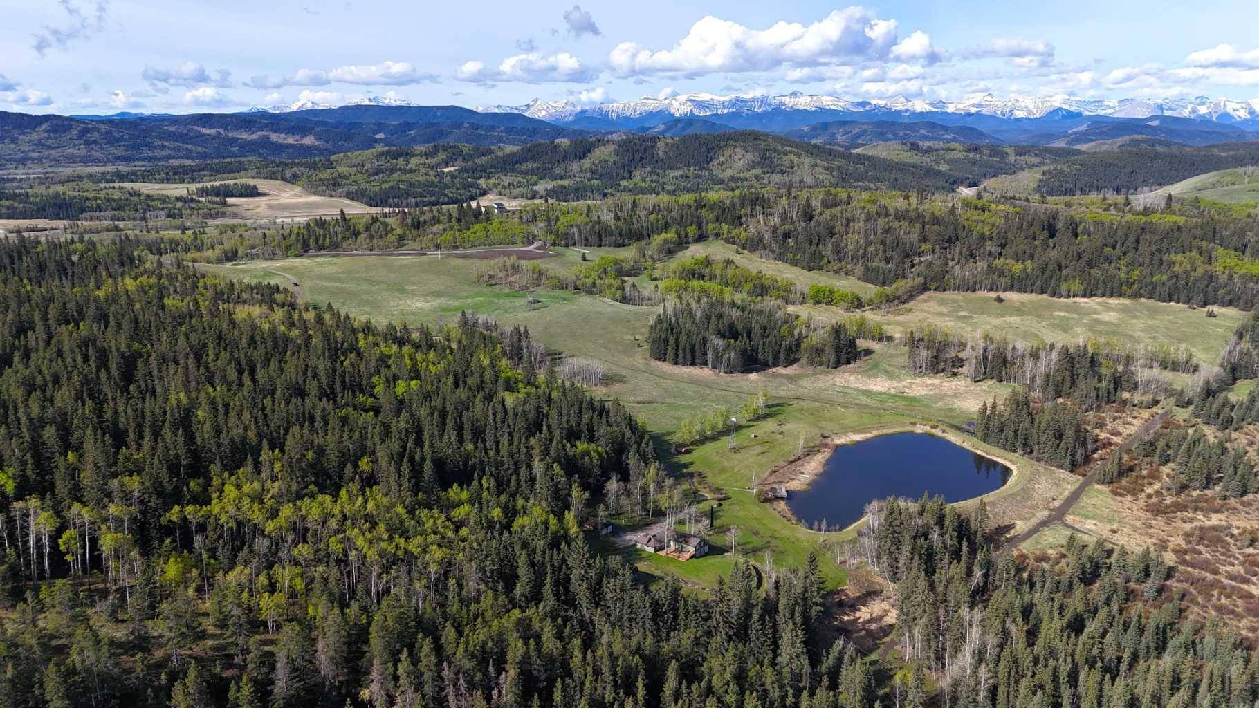 Rural Foothills County, AB T0L2A0,288180 450 AVE W