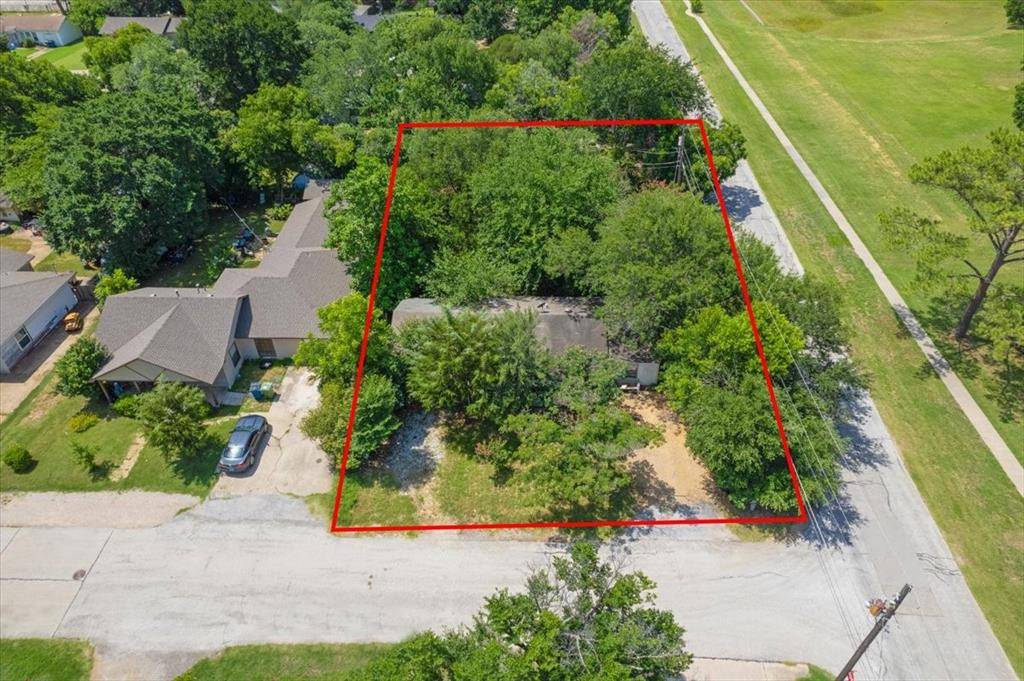 Lewisville, TX 75057,450 Hickory Street