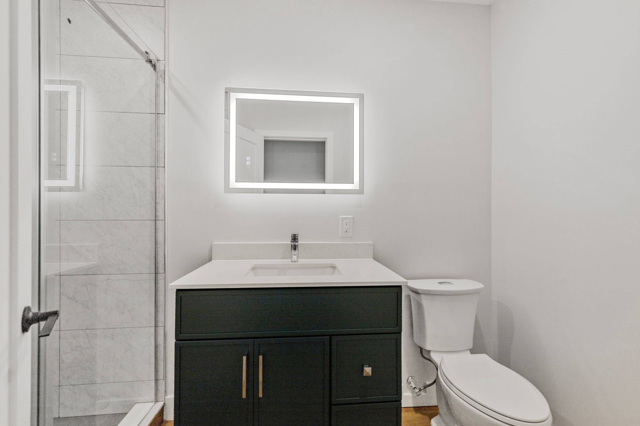 Hamilton, ON L8H 5R9,166 Julian AVE #2
