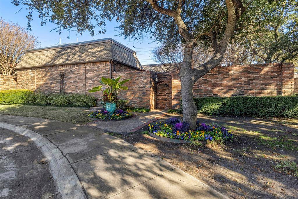 Carrollton, TX 75006,1604 Banbury Lane