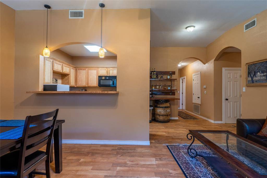 De Leon, TX 76444,400 County Road 186