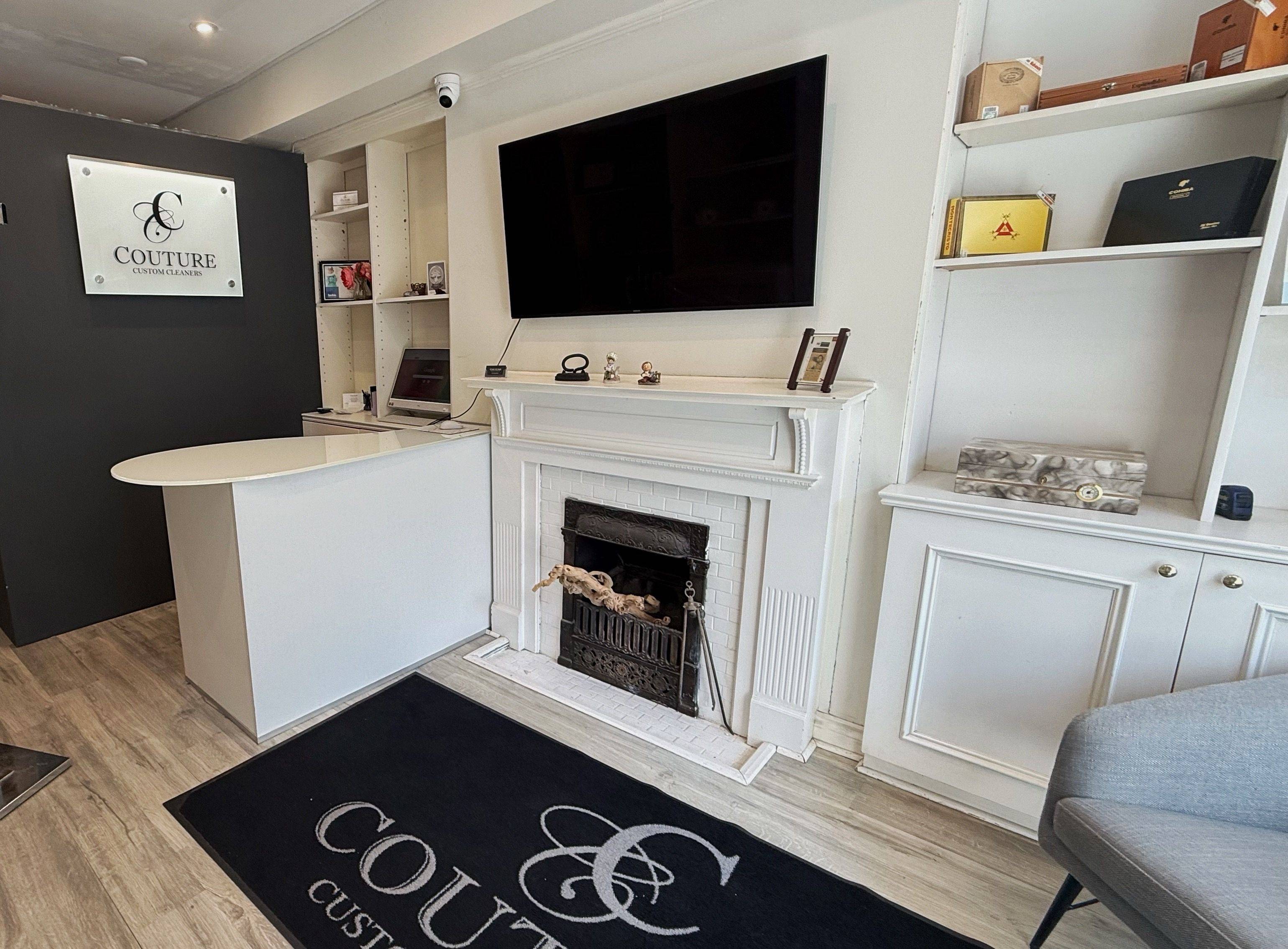 Toronto C02, ON M5R 1J2,182 Davenport RD #First Floor