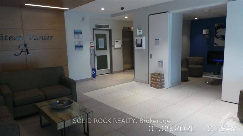 Vanier And Kingsview Park, ON K1L 7E7,158A MCARTHUR AVE #201