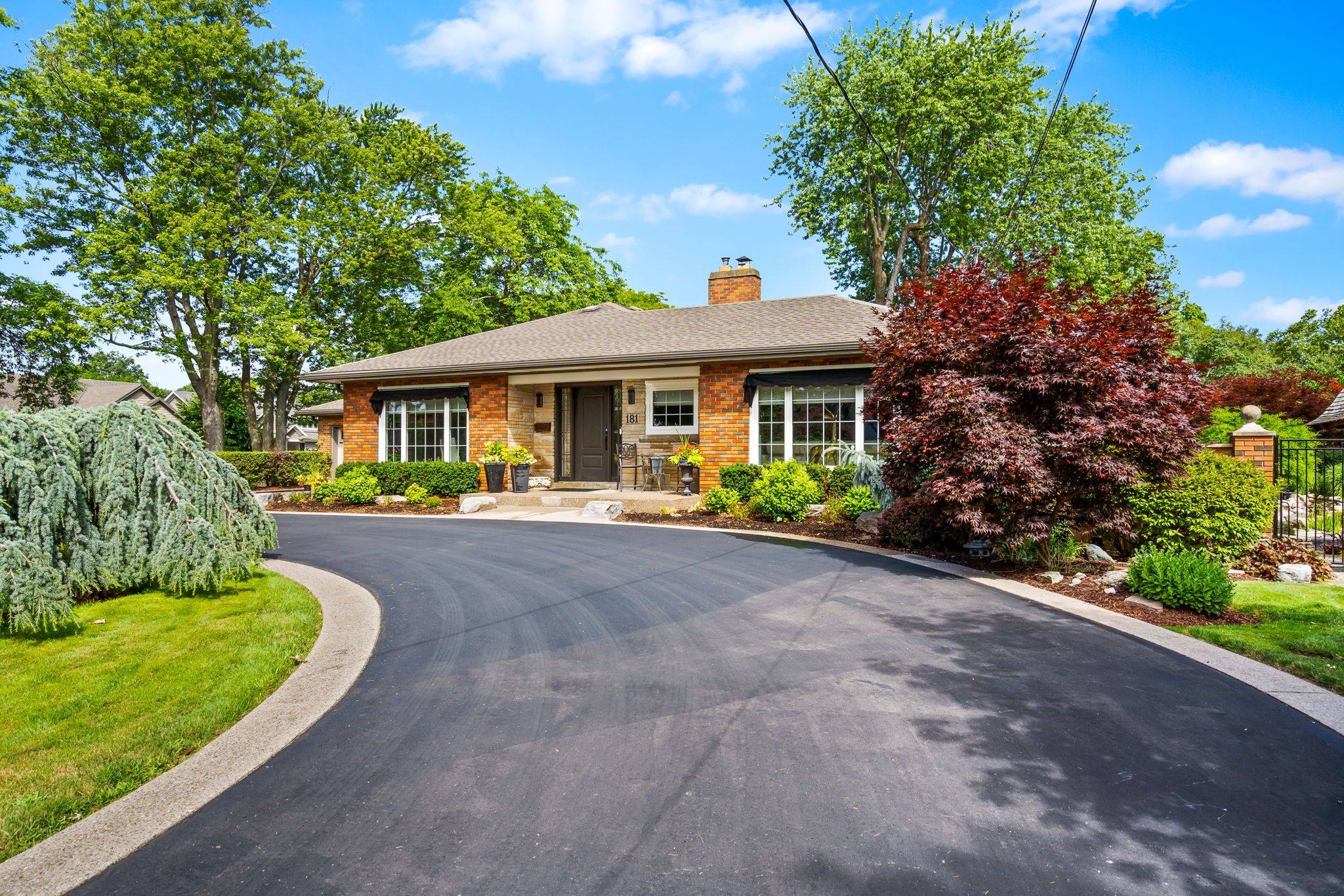 St. Catharines, ON L2N 2V4,181 Lakeshore RD