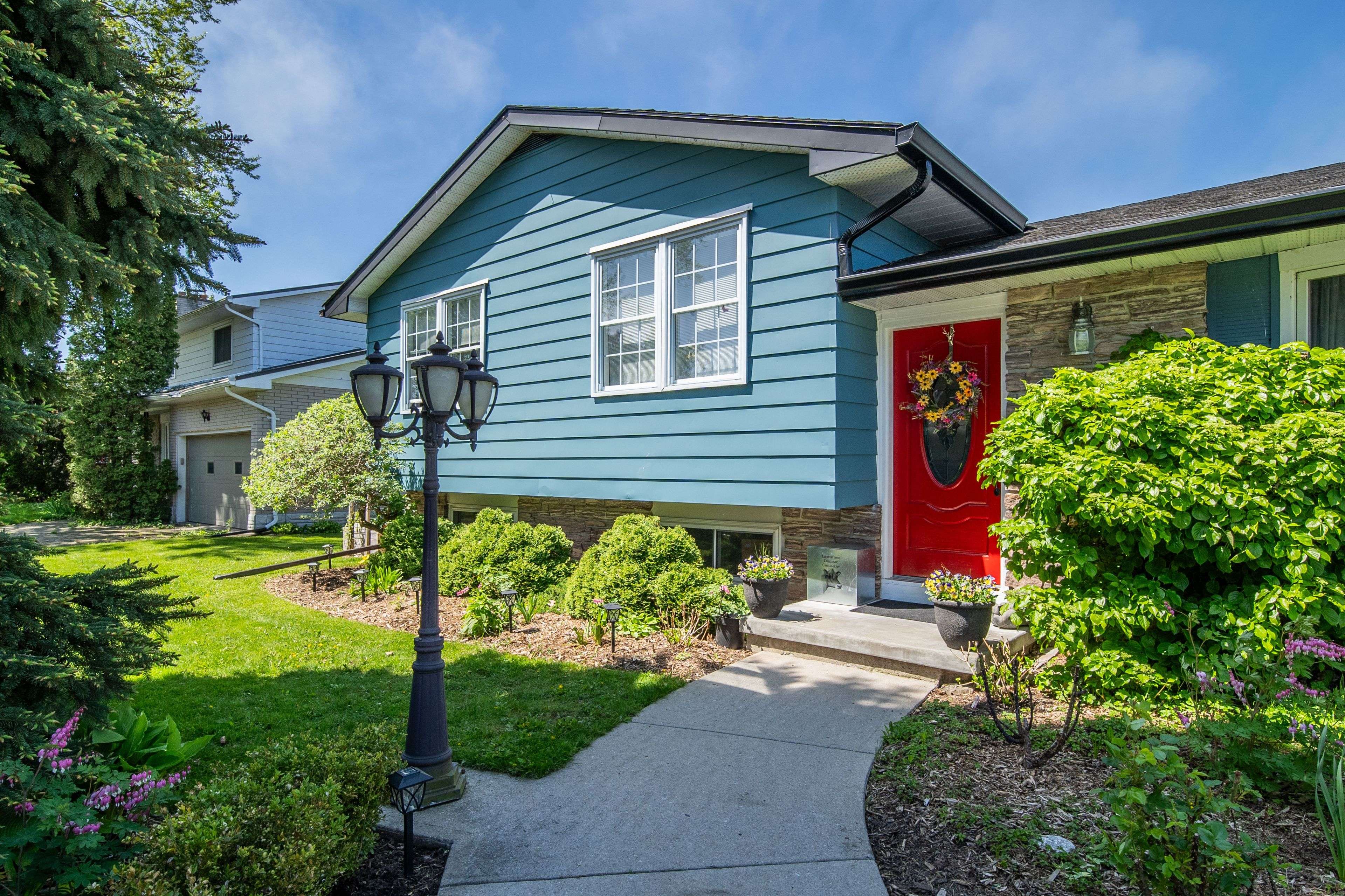 Kingston, ON K7M 4G9,175 Sherman ST