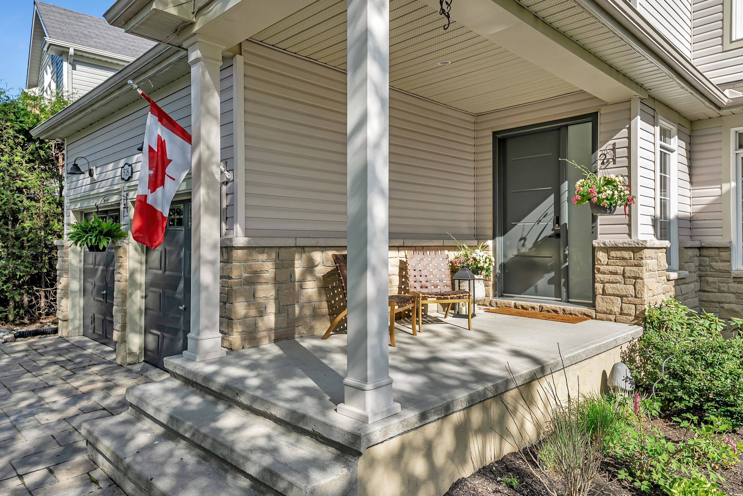 Stittsville - Munster - Richmond, ON K2S 0L3,518 Dalewood CRES
