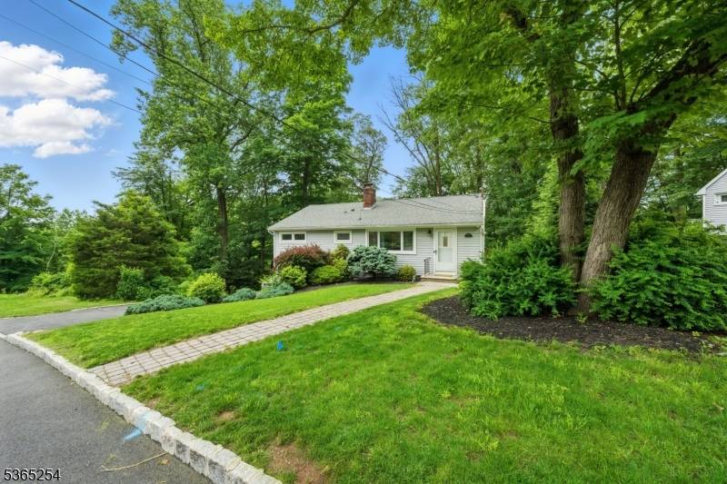 Parsippany-troy Hills Twp., NJ 07878,18 Woodland Rd