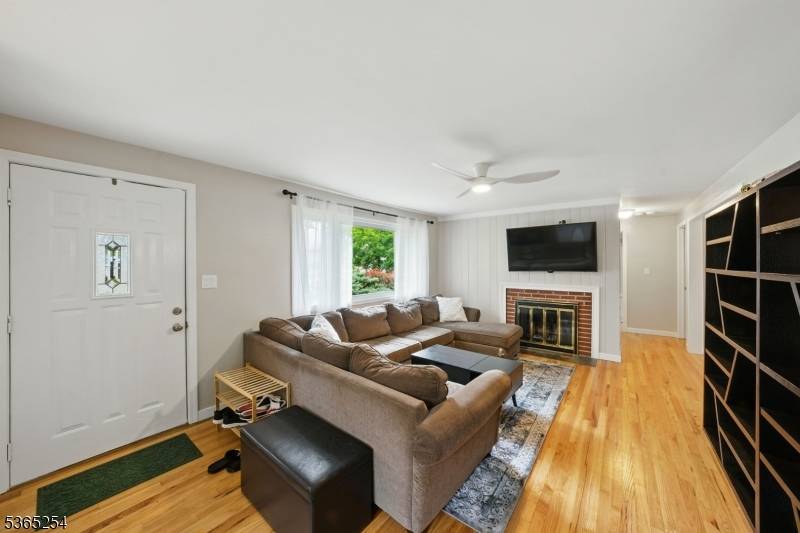 Parsippany-troy Hills Twp., NJ 07878,18 Woodland Rd
