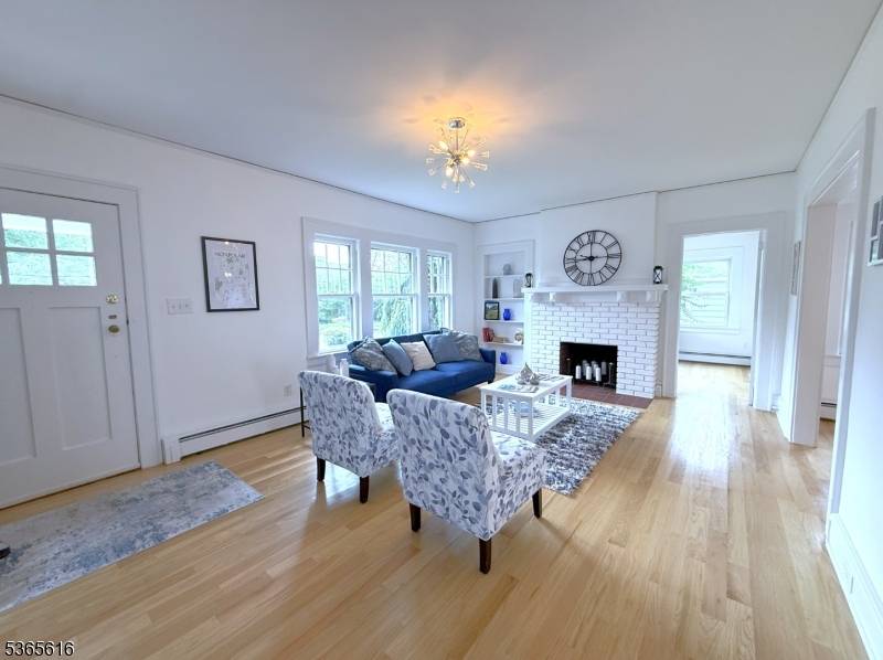 Montclair Twp., NJ 07042,248 Grove St