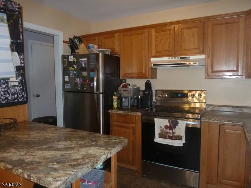 Green Twp., NJ 07821,8 Hillside Terrace