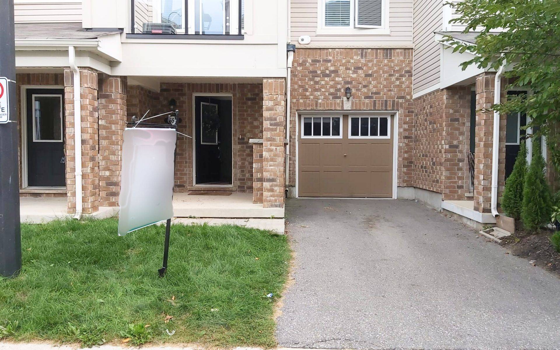 Kitchener, ON N2R 0L7,550 Goldenrod LN #122