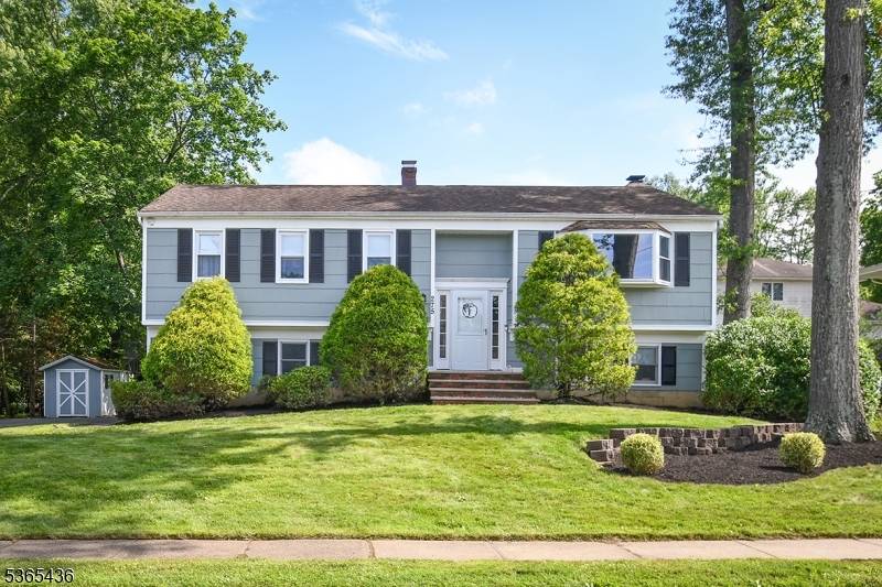 Berkeley Heights Twp., NJ 07922,275 Hamilton Ave