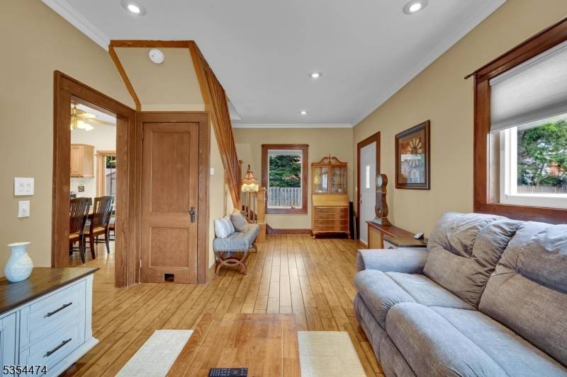 Denville Twp., NJ 07834,8 Katherine St